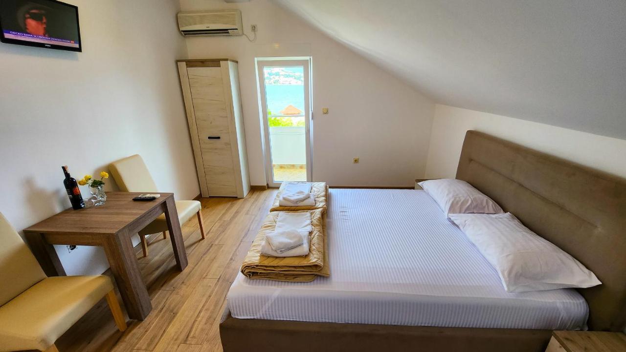 Apartments Maxi Katic Herceg Novi Exterior foto