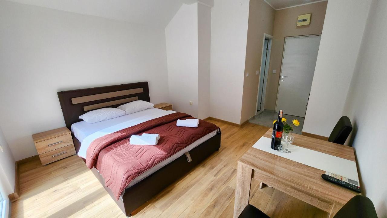 Apartments Maxi Katic Herceg Novi Exterior foto